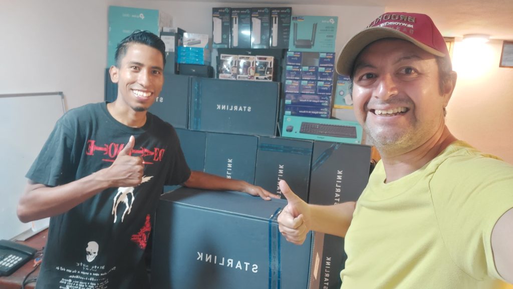cliente_galapagos_telecom_bodega_starlink_13