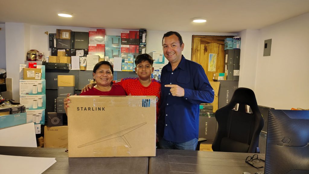 cliente_galapagos_telecom_bodega_starlink_56